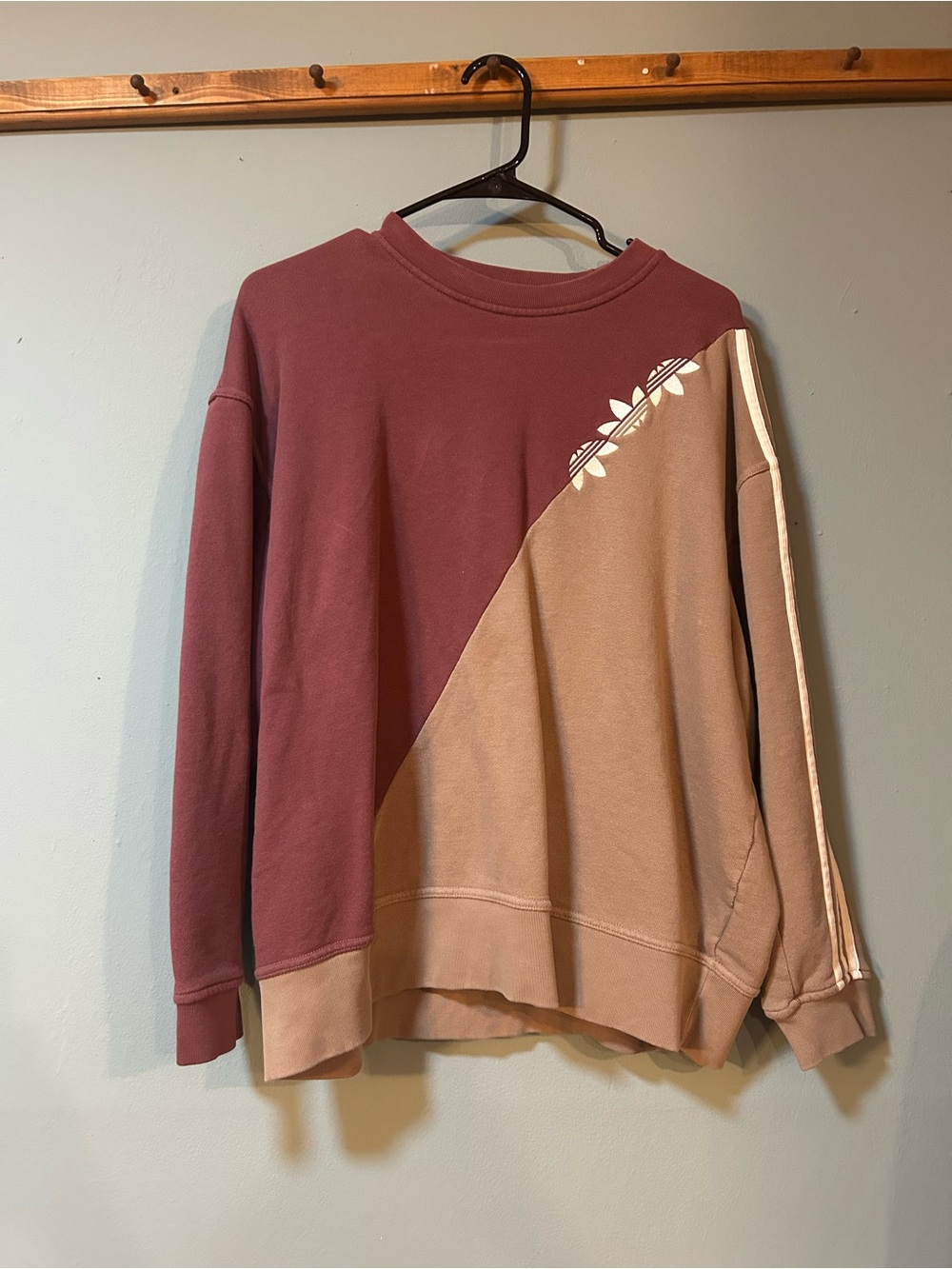 Adidas Men's Two-Tone Crewneck Sweatshirt in Mauve and Purple